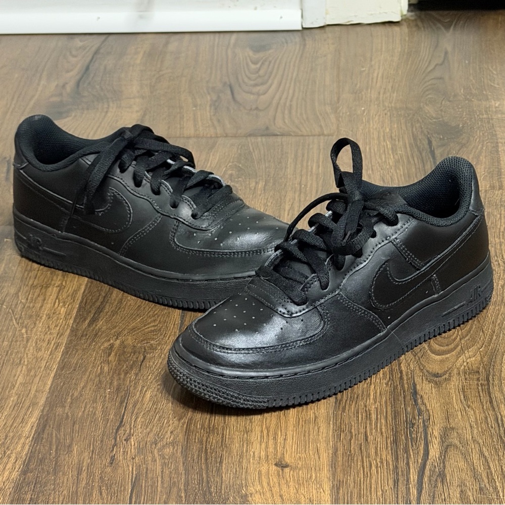 Air Force One black leather Sneakers 5.5Y 7 women’s